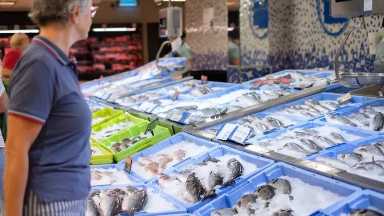 Highly Profitable Semi-Passive Fish Market