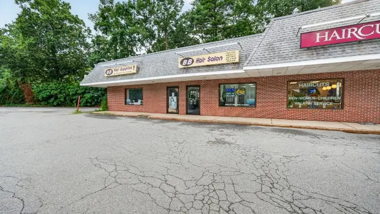 Established Hair Salon in Prime Billerica Location – Real Estate
