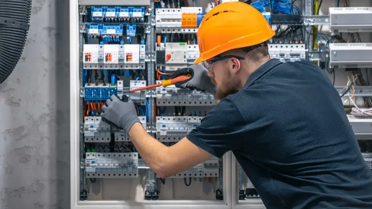Commercial Electrical Contractor 