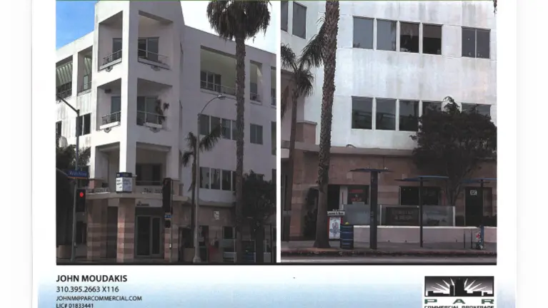 Restaurant on Wilshire Boulevard with full liquor license available