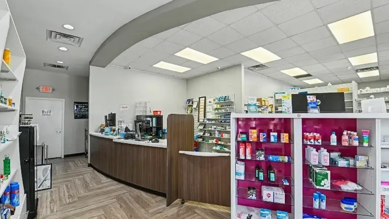 Established, Profitable Independent Pharmacy in Peachtree Corners
