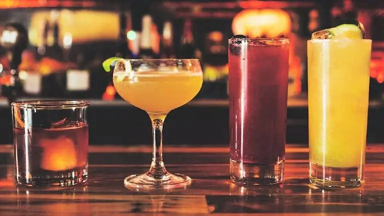 Downtown Restaurant with Liquor License
