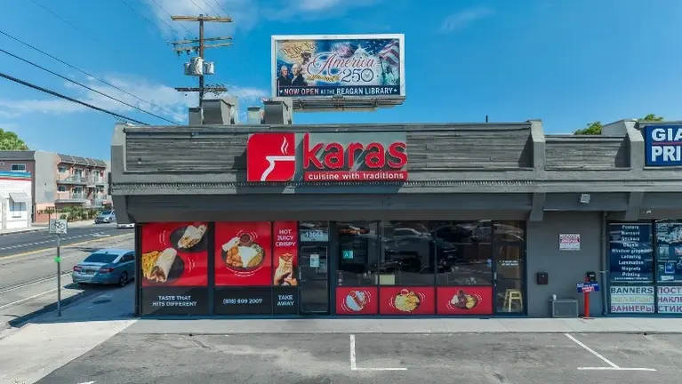 Mediterranean Restaurant in Van Nuys