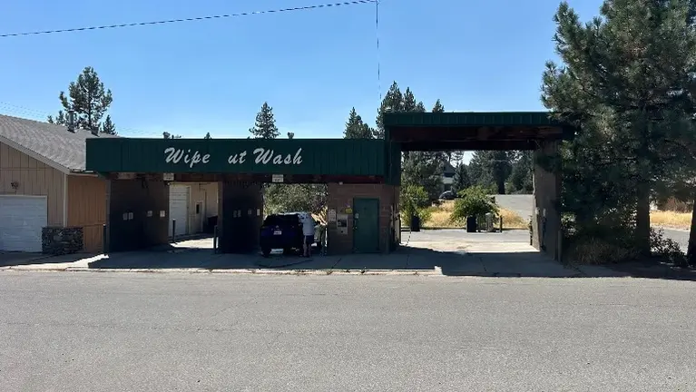 Established self serve car wash with Commercial Building.