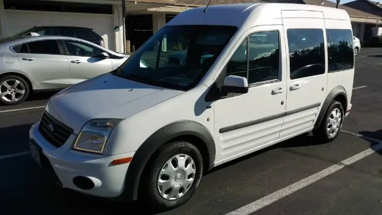 Well Established Door to Door Airport Shuttle Transportation Business