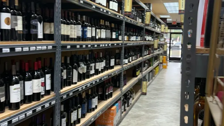 Owner-Operator Liquor Store Supermarket-Anchored • Sussex County 