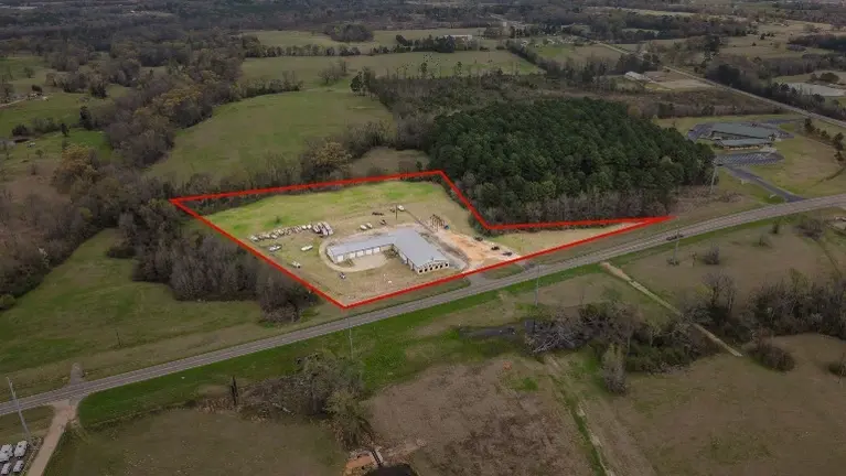 Prime Commercial Opportunity!
